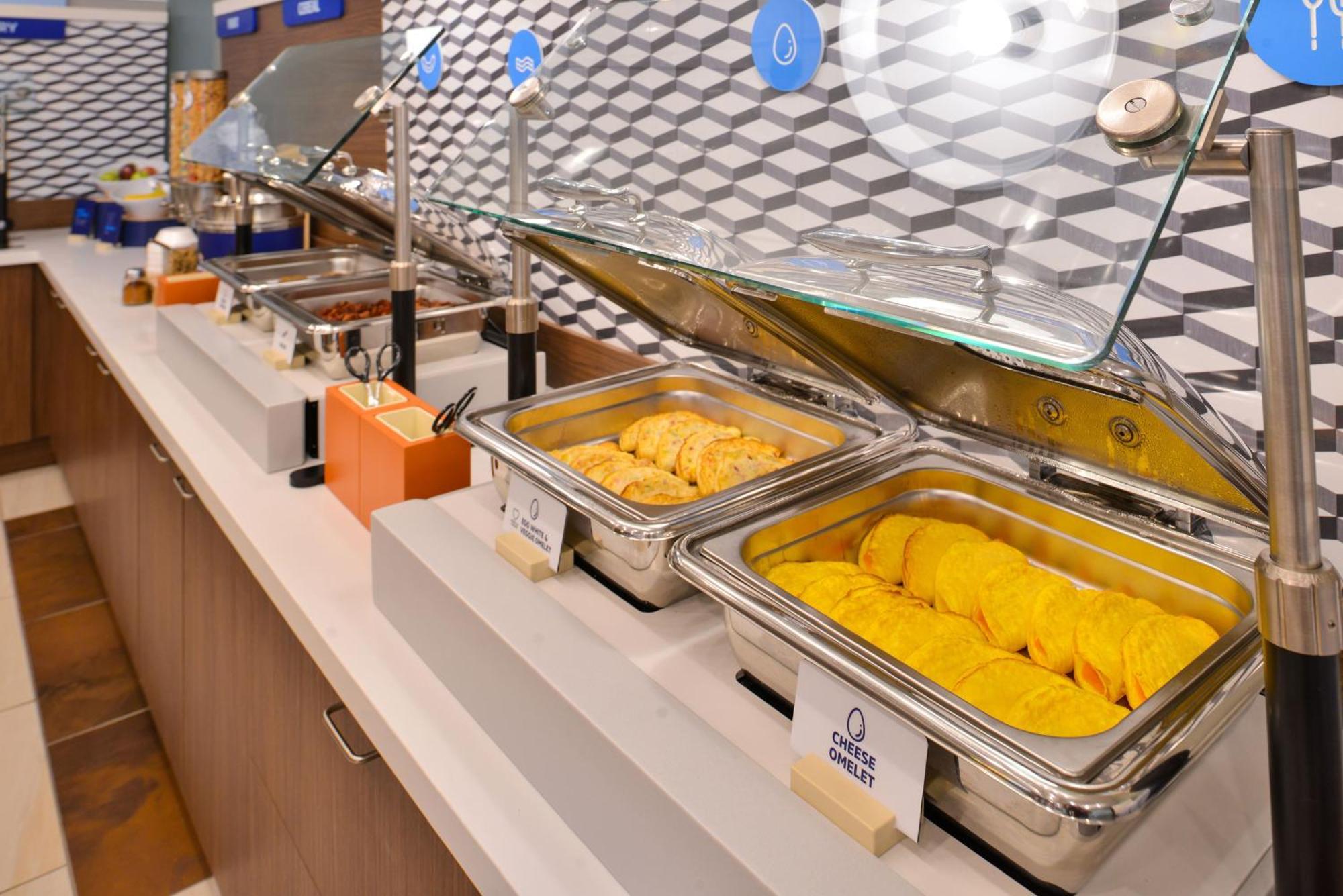 홀리데이 인 익스프레스 매리에타 - 애틀란타 노스웨스트 호텔 마리에타 외부 사진